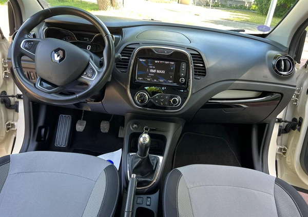 Renault Captur cena 48900 przebieg: 66000, rok produkcji 2017 z Rakoniewice małe 301